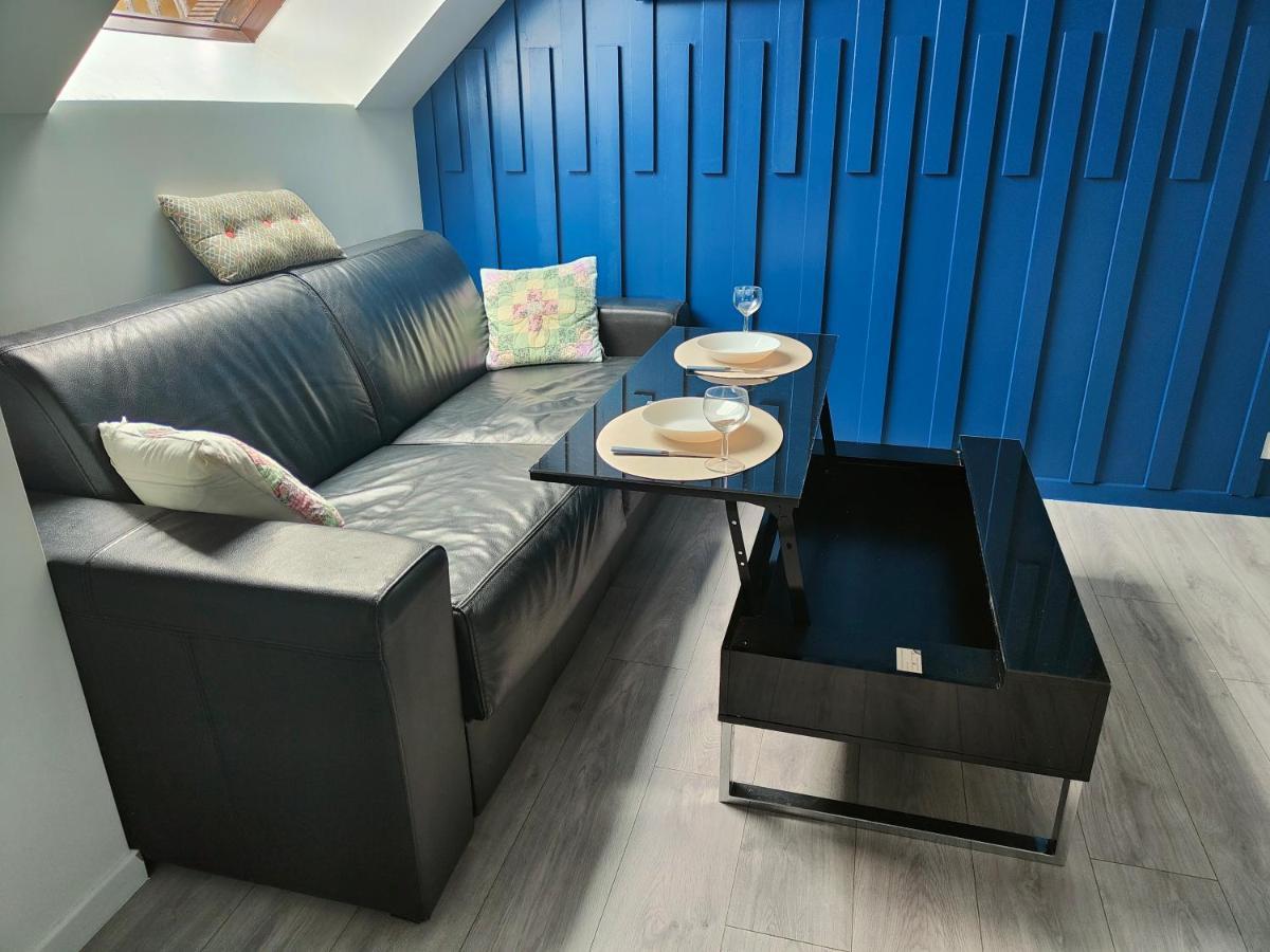 Les Lofts De Provins: Apt 4 Esterno foto