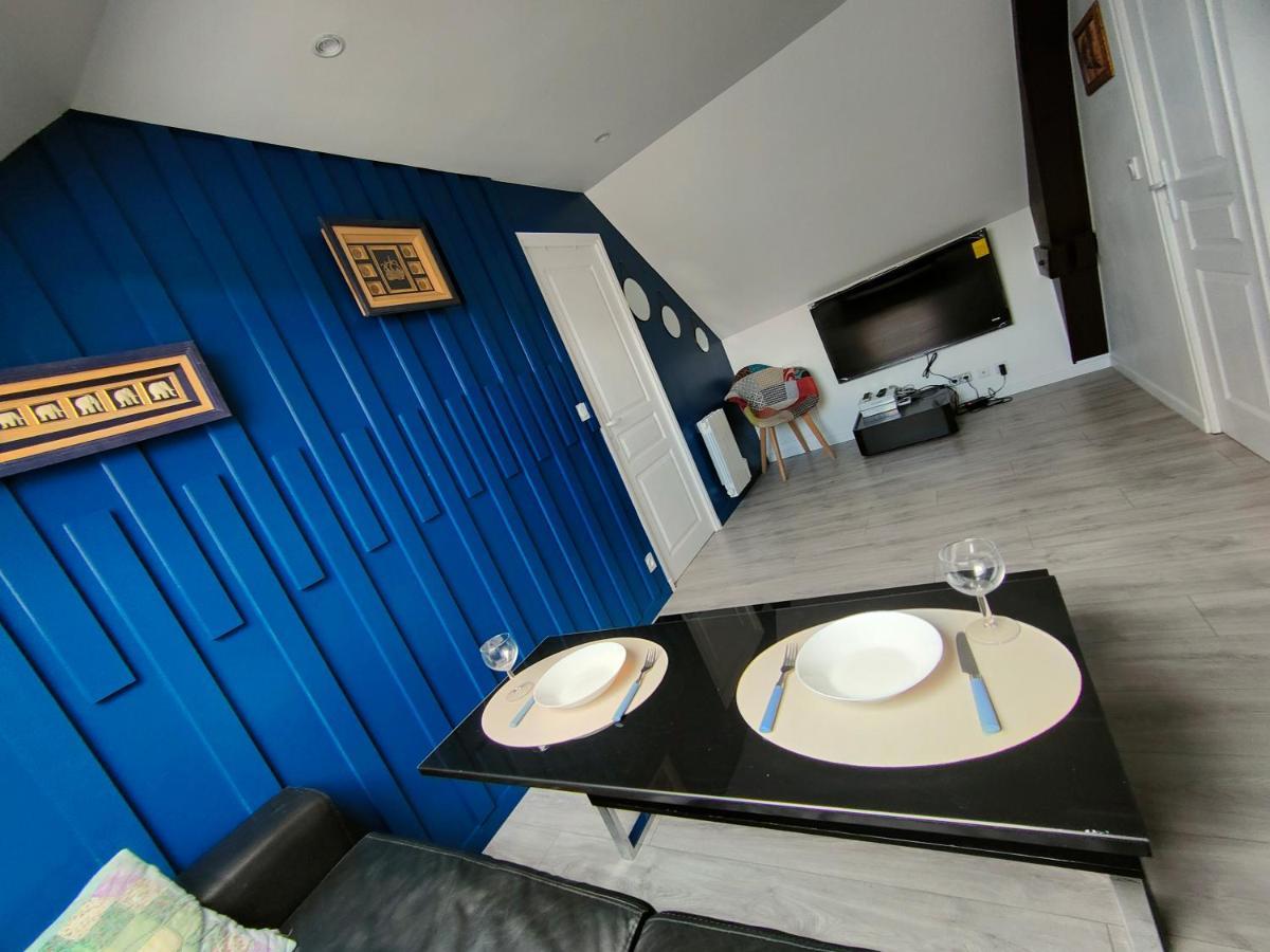 Les Lofts De Provins: Apt 4 Esterno foto